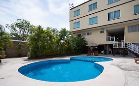 Capital O Hotel Los Caracoles, Acapulco